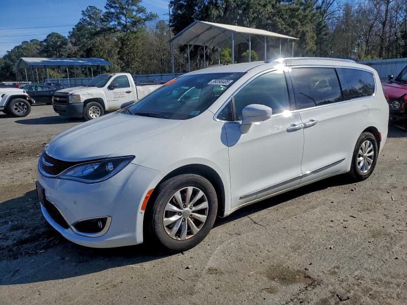 Фото 1 - CHRYSLER PACIFICA