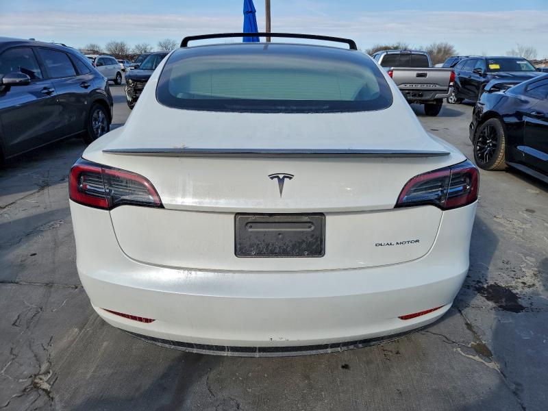 Фото 6 - TESLA MODEL 3