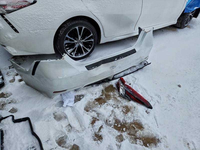 Фото 12 - TOYOTA CAMRY