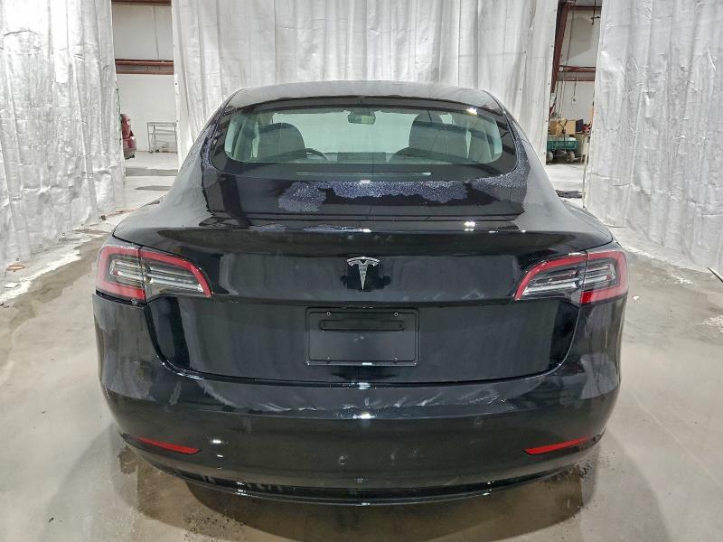 Фото 6 - TESLA MODEL 3