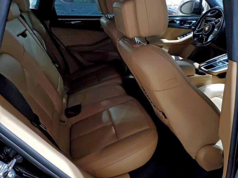 Фото 11 - PORSCHE MACAN