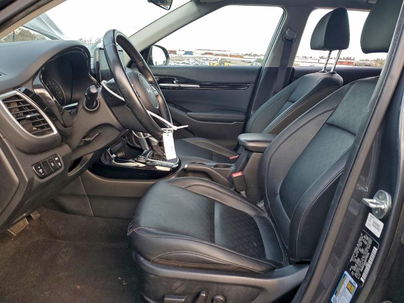 Фото 7 - KIA SELTOS