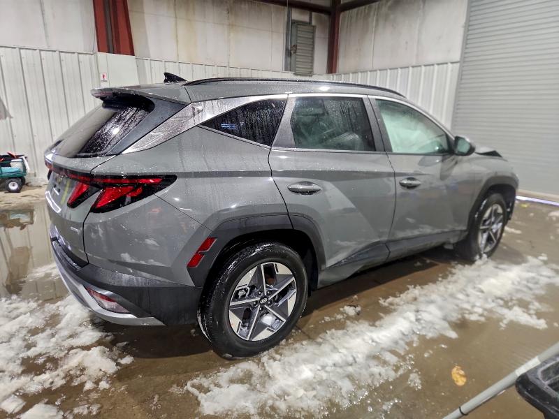 Фото 3 - HYUNDAI TUCSON