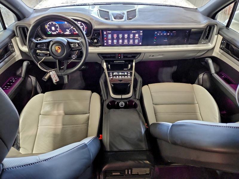 Фото 8 - PORSCHE CAYENNE