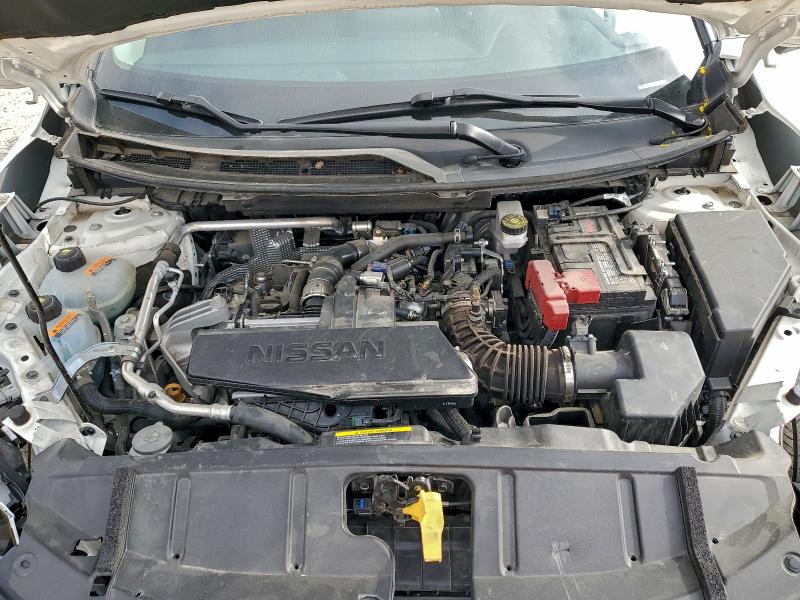 Фото 12 - NISSAN ROGUE