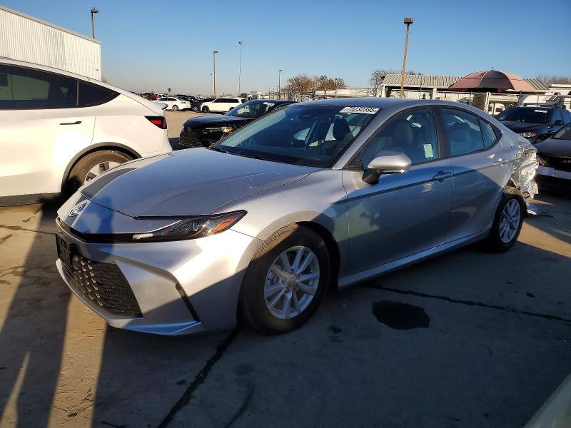 Фото 1 - TOYOTA CAMRY