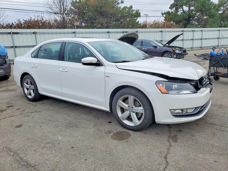 Фото 4 - VOLKSWAGEN PASSAT