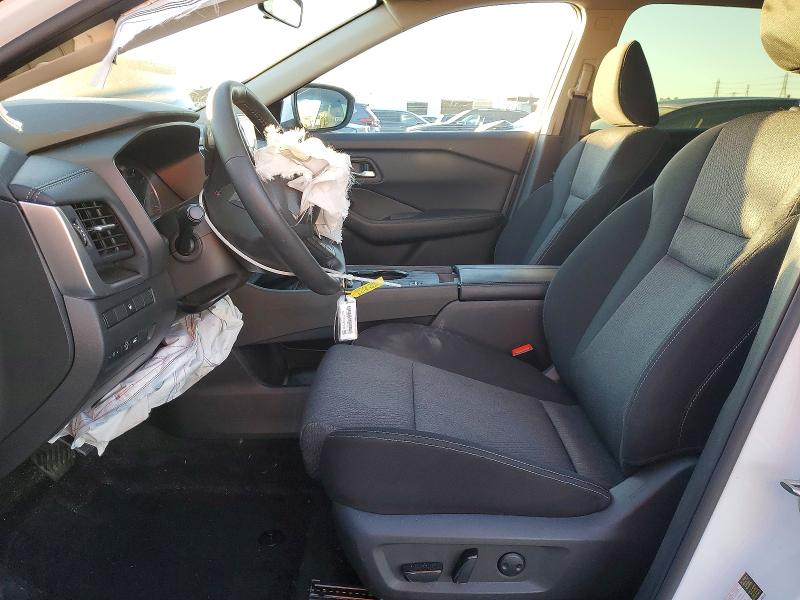 Фото 7 - NISSAN ROGUE