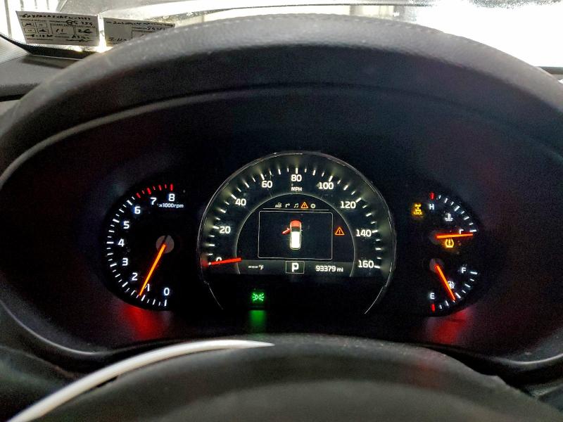 Фото 9 - KIA SORENTO