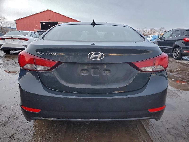 Фото 6 - HYUNDAI ELANTRA