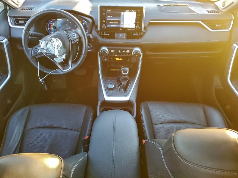 Фото 8 - TOYOTA RAV4