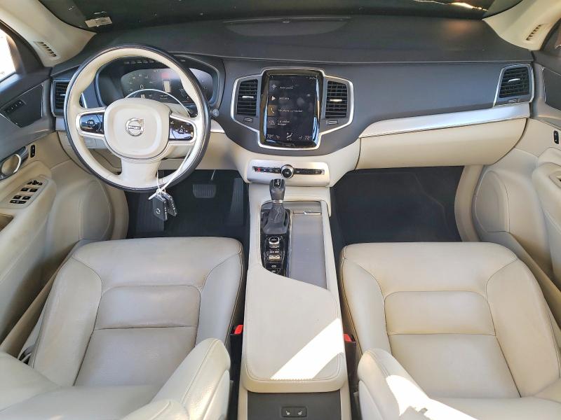 Фото 8 - VOLVO XC90