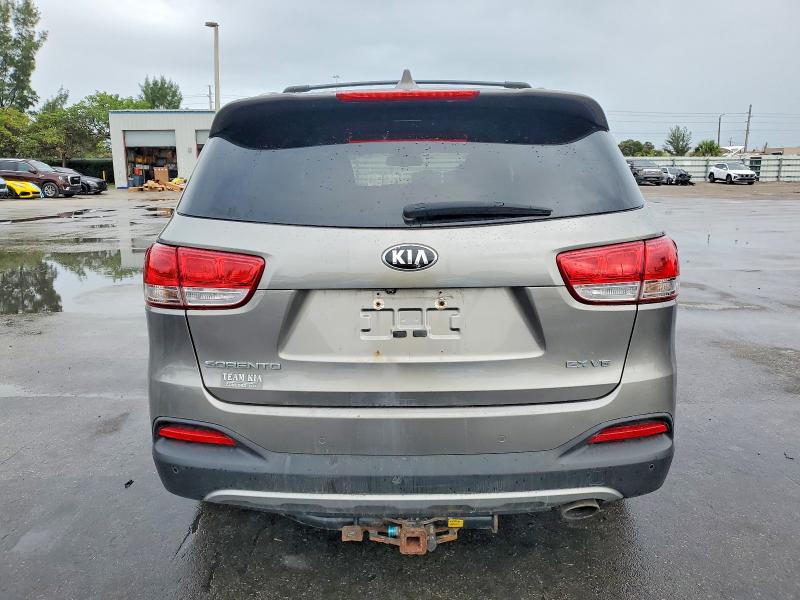 Фото 6 - KIA SORENTO