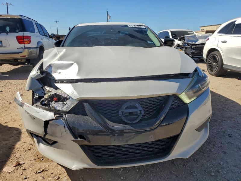 Фото 5 - NISSAN MAXIMA