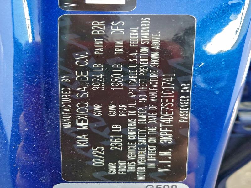 Фото 12 - KIA K4 LX