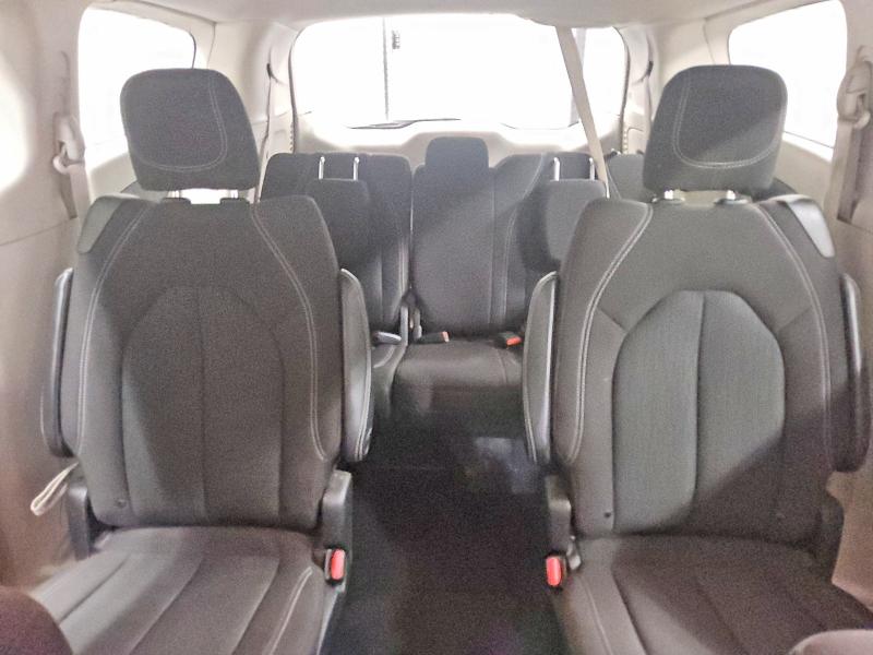 Фото 10 - CHRYSLER MINIVAN