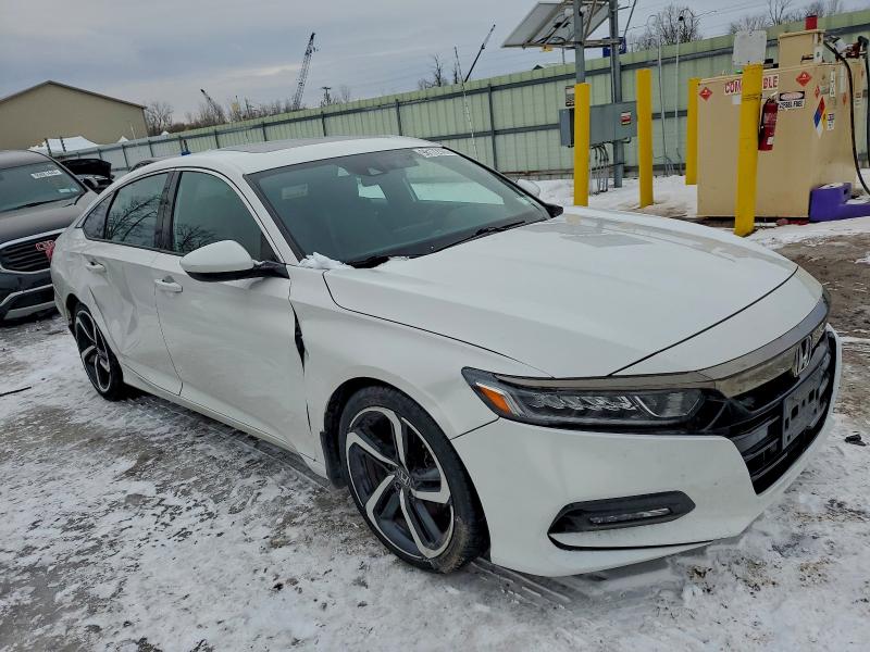 Фото 4 - HONDA ACCORD