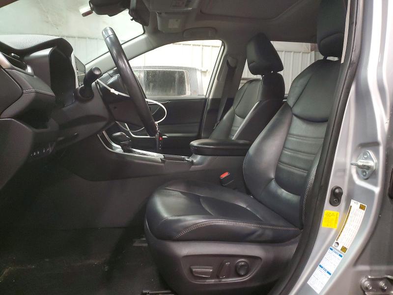 Фото 7 - TOYOTA RAV4