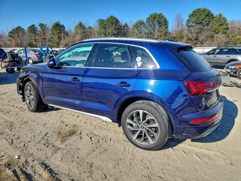 Фото 2 - AUDI Q5