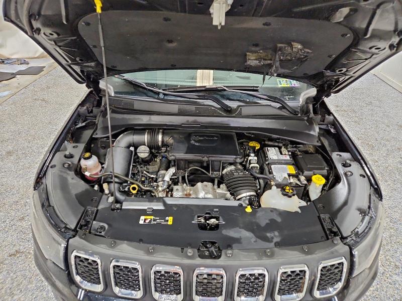 Фото 12 - JEEP COMPASS