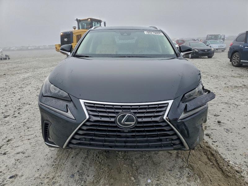 Фото 5 - LEXUS NX