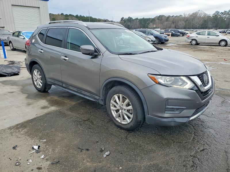 Фото 4 - NISSAN ROGUE