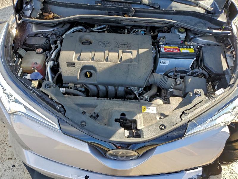 Фото 11 - TOYOTA C-HR