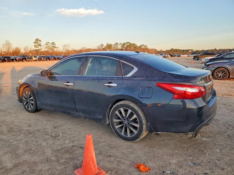 Фото 2 - NISSAN ALTIMA