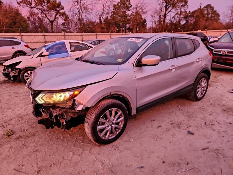 Фото 1 - NISSAN ROGUE