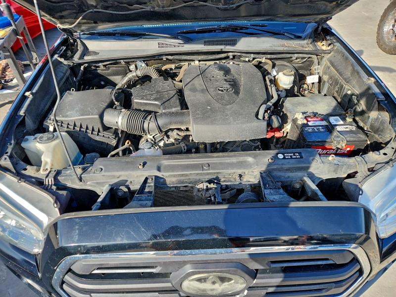 Фото 11 - TOYOTA TACOMA