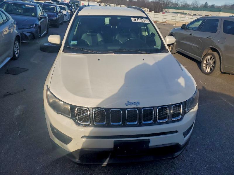 Фото 5 - JEEP COMPASS