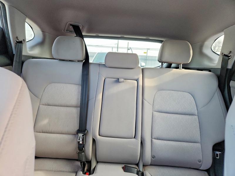 Фото 10 - HYUNDAI TUCSON