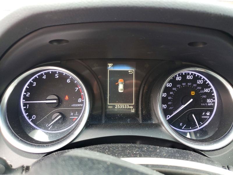 Фото 9 - TOYOTA CAMRY