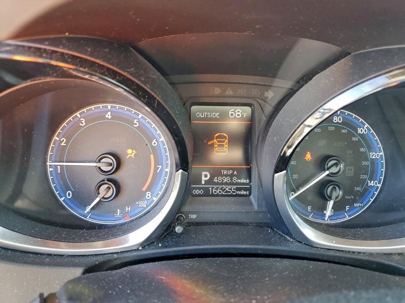 Фото 9 - TOYOTA COROLLA