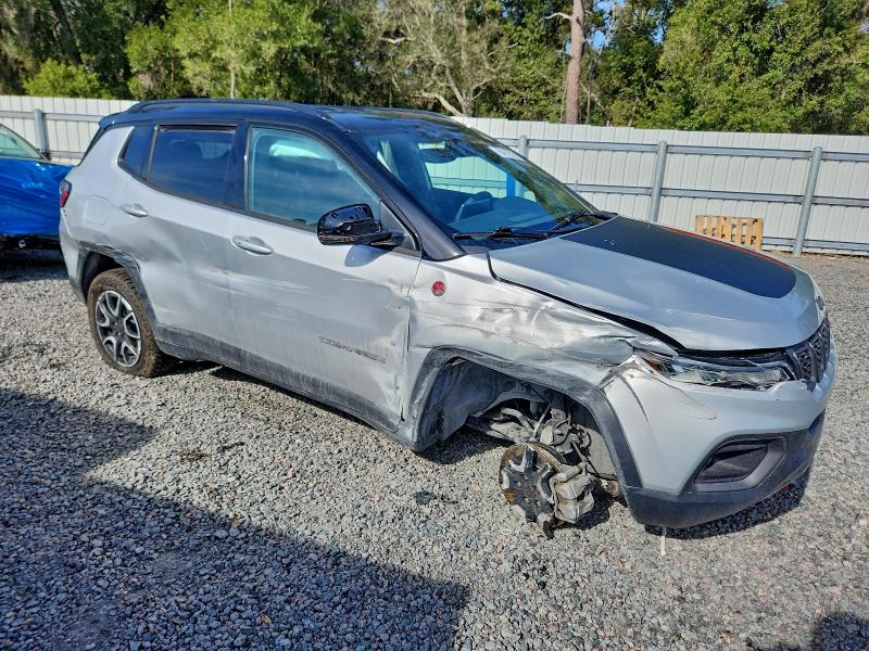 Фото 4 - JEEP COMPASS