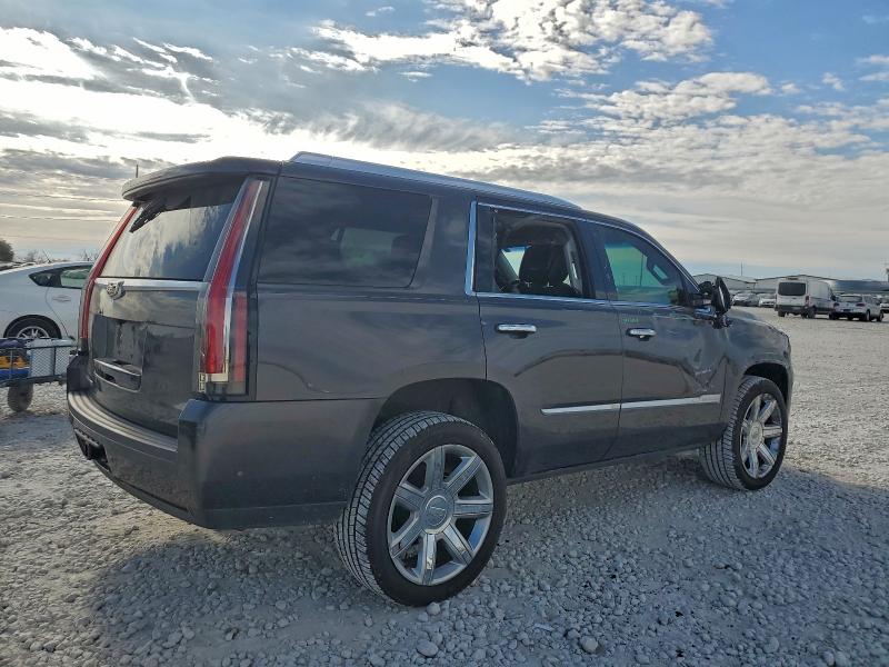 Фото 3 - CADILLAC ESCALADE