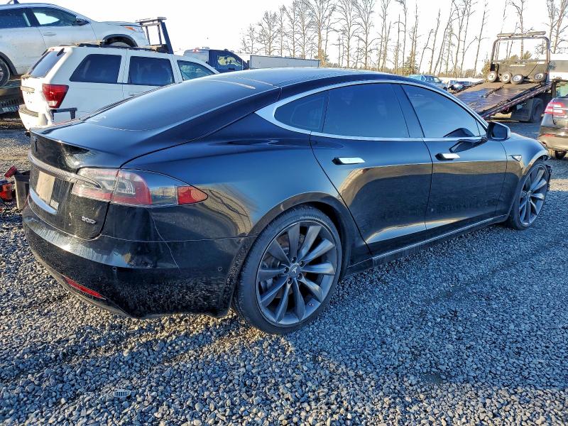 Фото 3 - TESLA MODEL S
