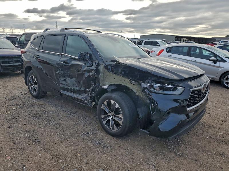 Фото 4 - TOYOTA HIGHLANDER