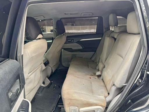 Фото 8 - TOYOTA HIGHLANDER