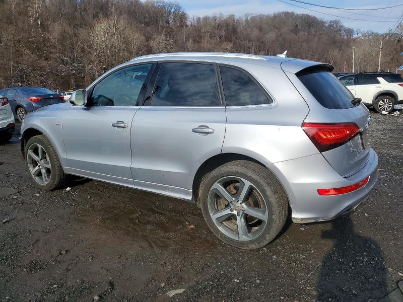 Фото 2 - AUDI Q5