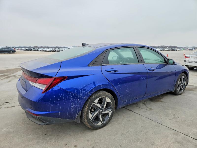 Фото 3 - HYUNDAI ELANTRA