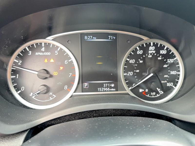 Фото 8 - NISSAN SENTRA