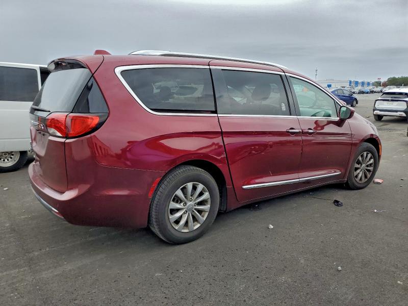 Фото 3 - CHRYSLER PACIFICA