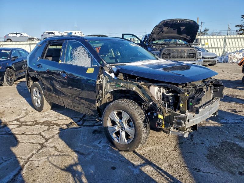 Фото 4 - TOYOTA RAV4