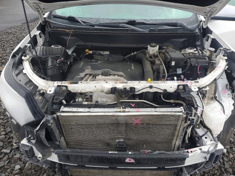 Фото 12 - CHEVROLET EQUINOX