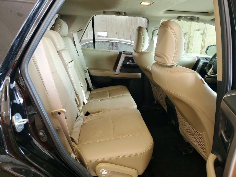 Фото 11 - TOYOTA 4RUNNER