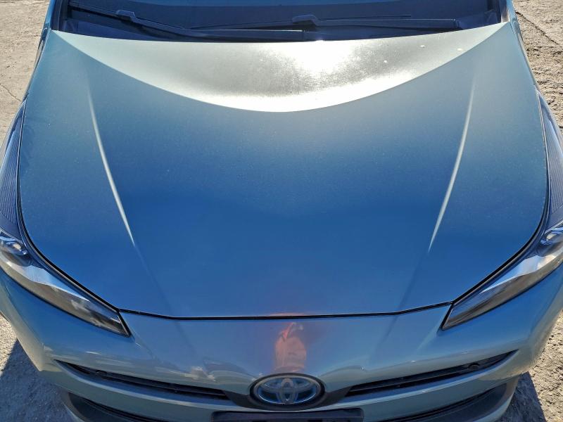 Фото 11 - TOYOTA PRIUS