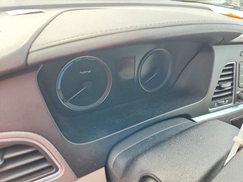 Фото 9 - HYUNDAI SONATA