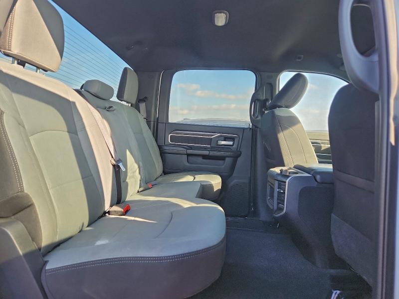 Фото 10 - RAM 2500