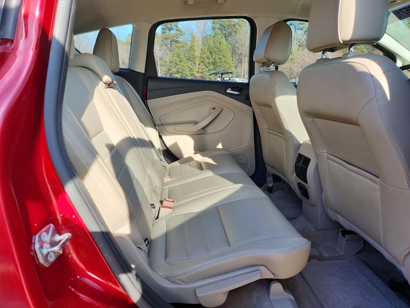 Фото 11 - FORD CMAX